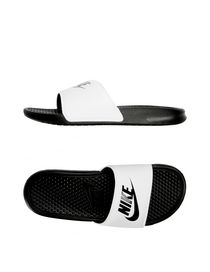 sandali nike