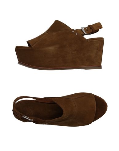 ZOOM BUTTERO® - Sandals