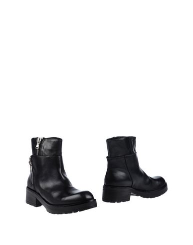 STRATEGIA Ankle Boot, 블랙 | ModeSens