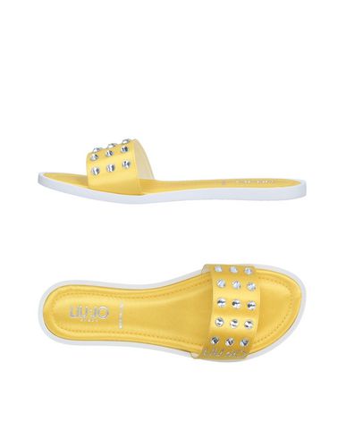 ZOOM LIU •JO SHOES - Sandals