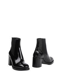 laura bellariva chelsea boots