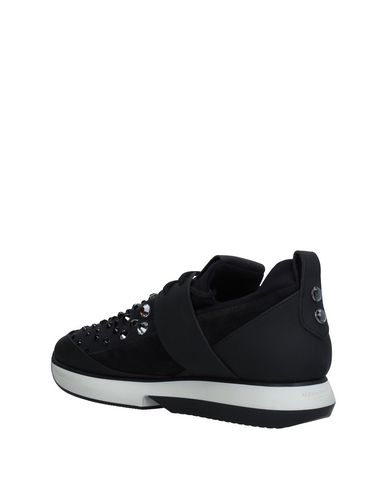 ALEXANDER SMITH Sneakers in Black | ModeSens