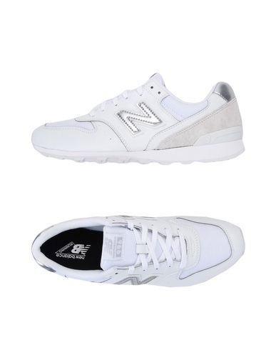 new balance 996 white