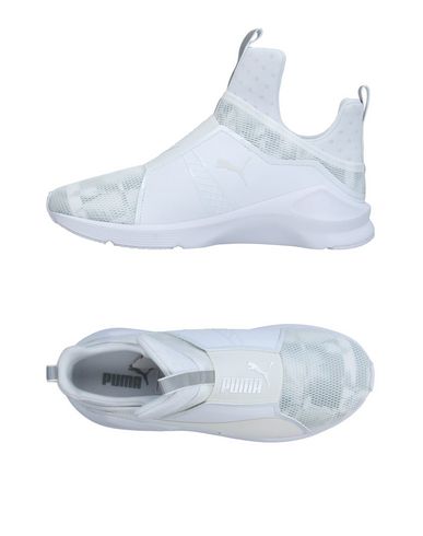 puma shoes white colour