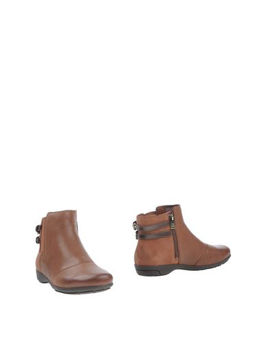 rockport chelsea boots womens