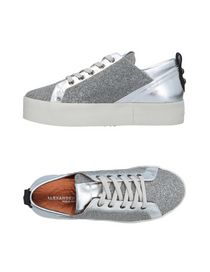 Alexander Smith Women Spring-Summer and Fall-Winter ... Alexander Smith Women Spring-Summer and Fall-Winter ...
