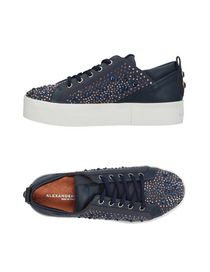 Alexander Smith Women Spring-Summer and Fall-Winter ... Alexander Smith Women Spring-Summer and Fall-Winter ...