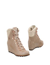 columbia wedge boots