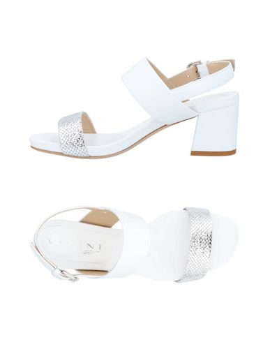 ZOOM VICINI TAPEET - Sandales