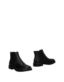 laura bellariva chelsea boots