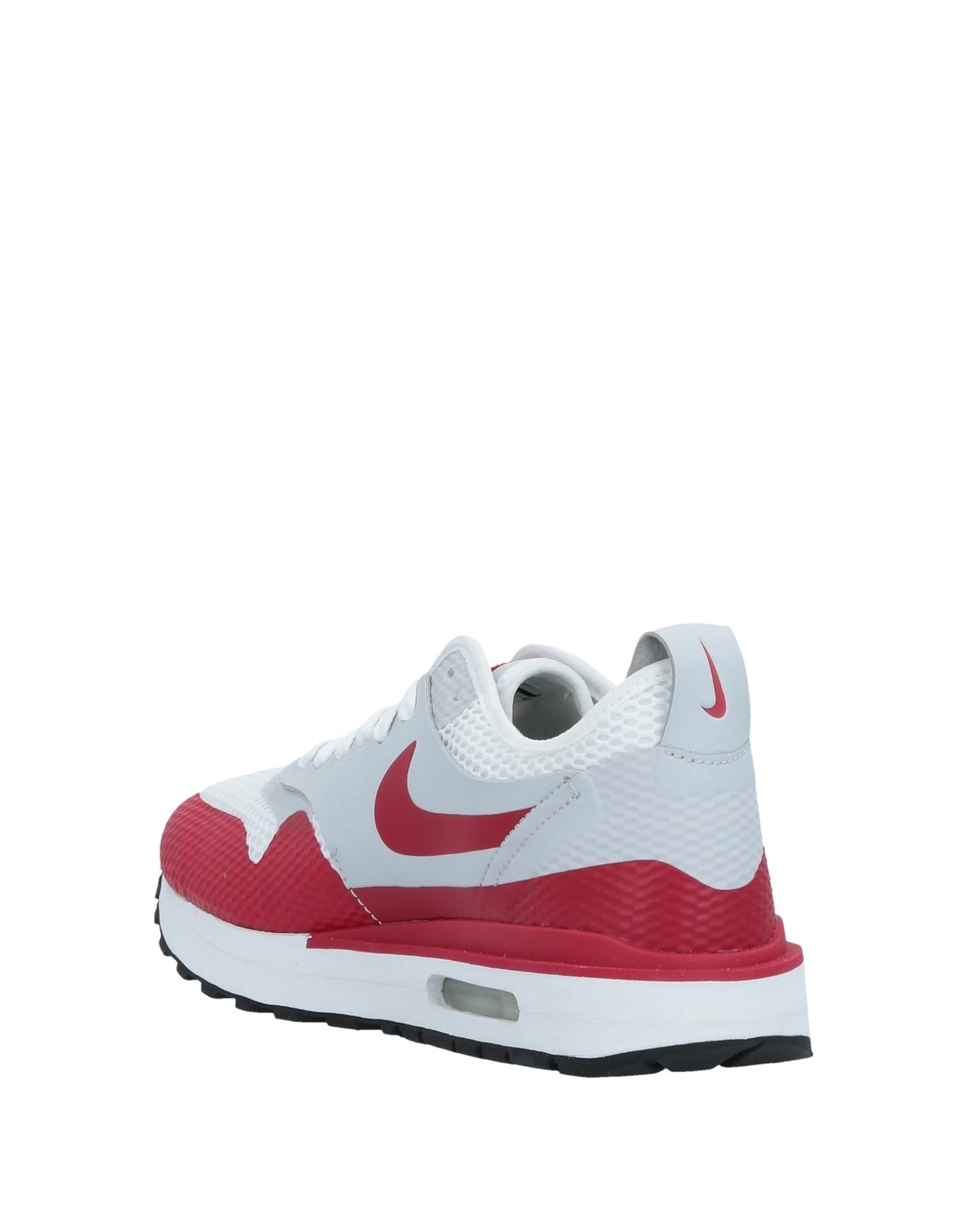 Sneakers Nike Homme - Dédouanement Sneakers Nike Blanc Dédouanement - saisonnier 587904 Sneakers Nike Homme - Dédouanement Sneakers Nike Blanc Dédouanement - saisonnier 587904