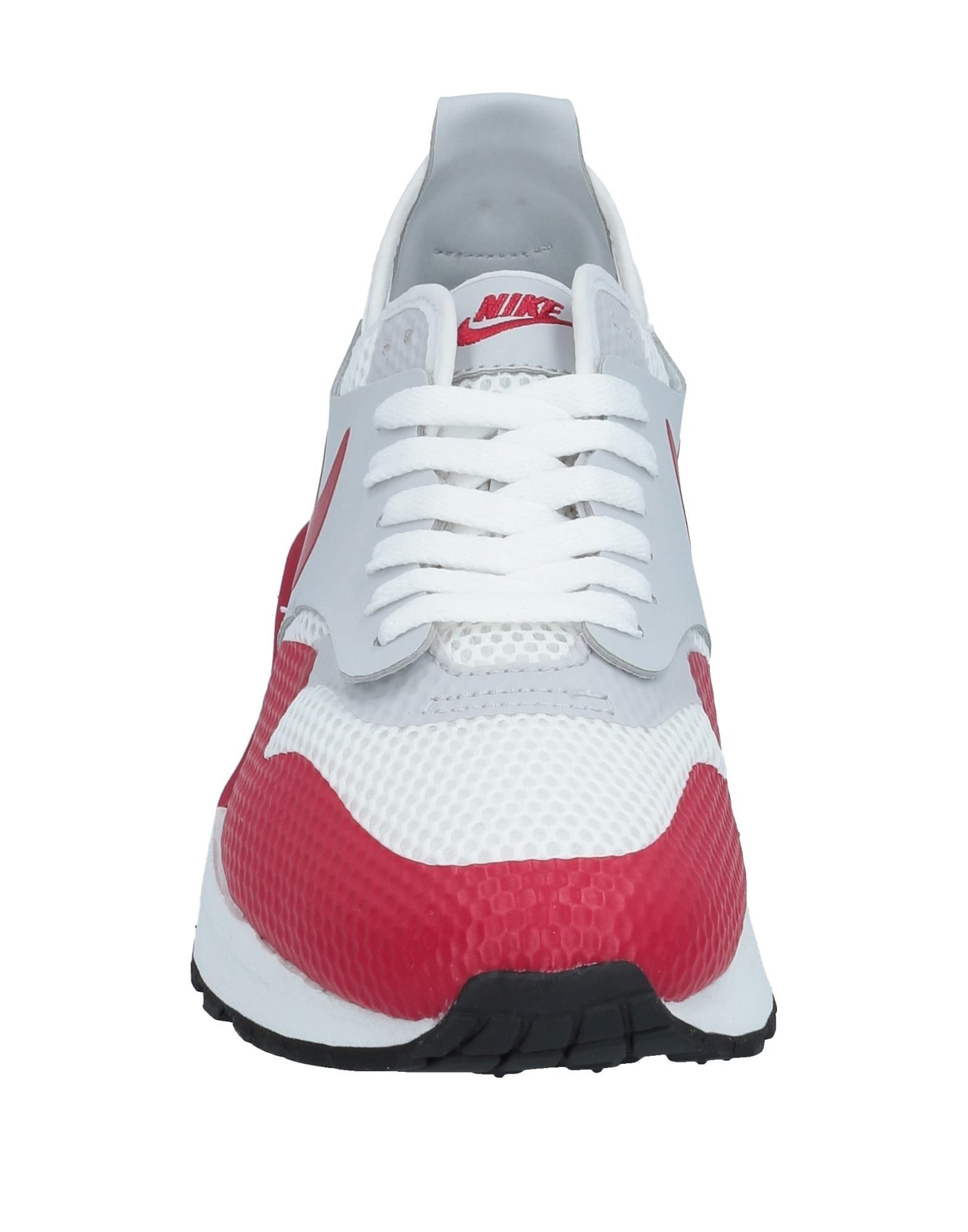 Sneakers Nike Homme - Dédouanement Sneakers Nike Blanc Dédouanement - saisonnier 587904 Sneakers Nike Homme - Dédouanement Sneakers Nike Blanc Dédouanement - saisonnier 587904