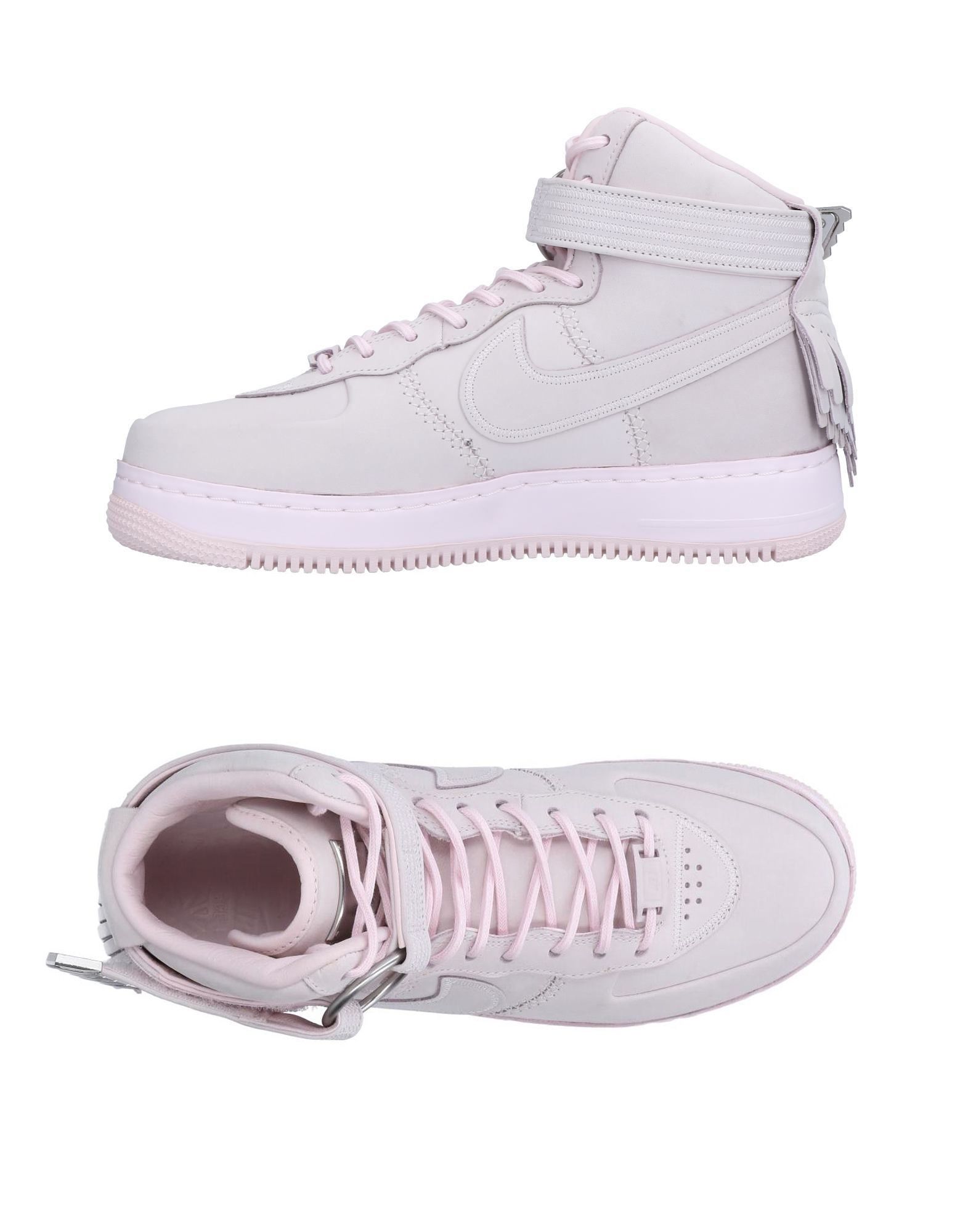 Sneakers Nike Homme - Sneakers Nike Gris clair Chaussures femme pas cher homme et femme Sneakers Nike Homme - Sneakers Nike Gris clair Chaussures femme pas cher homme et femme