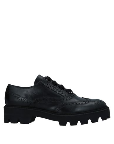 hiking shoe stores near me