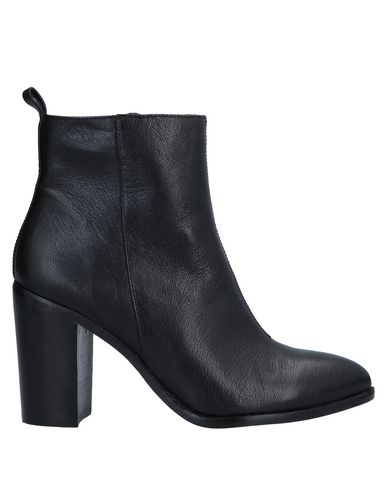 dkny suede boots