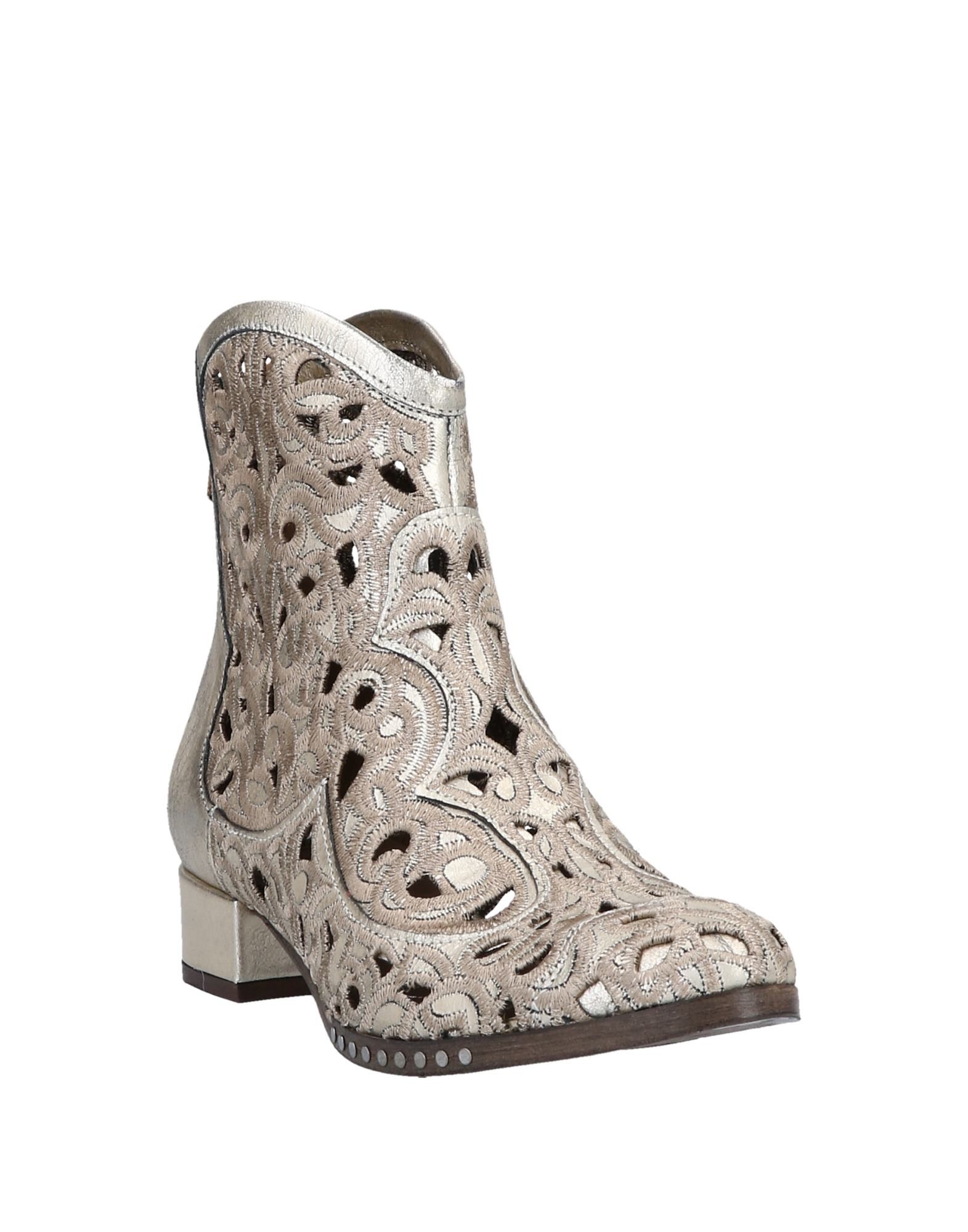Bottine Femme Ovye' By Cristina Lucchi Femme Bottine - Bottines Ovye' By Cristina Lucchi Beige Les chaussures les plus populaires pour les hommes et les femmes 662af3 Bottine Femme Ovye' By Cristina Lucchi Femme Bottine - Bottines Ovye' By Cristina Lucchi Beige Les chaussures les plus populaires pour les hommes et les femmes 662af3