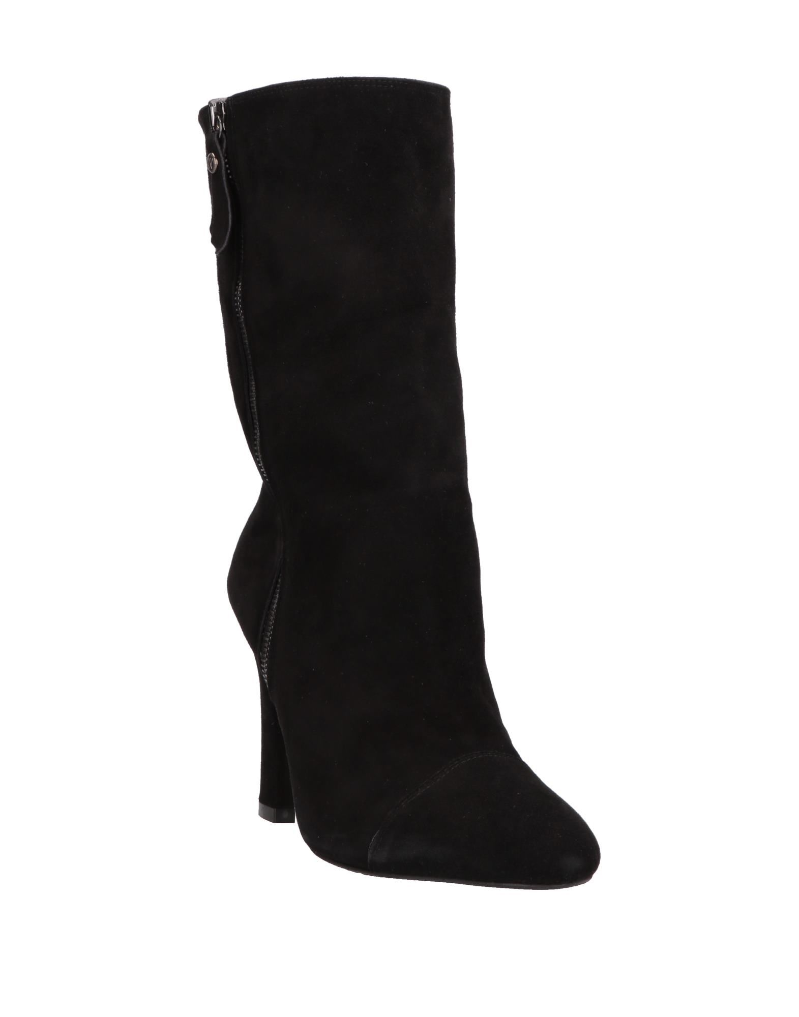 Bottine Stuart Weitzman Remise Femme - Bottines Stuart Weitzman Noir Remise Weitzman de marque 5a97d3 Bottine Stuart Weitzman Remise Femme - Bottines Stuart Weitzman Noir Remise Weitzman de marque 5a97d3