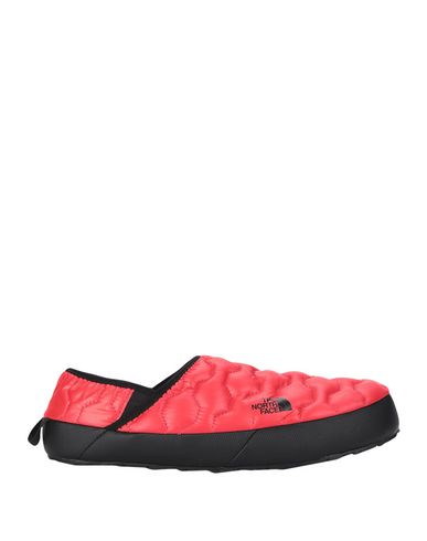 red north face slippers