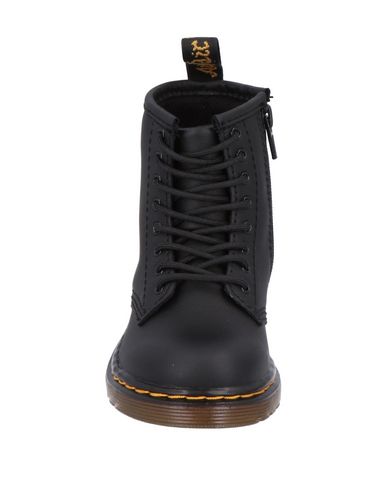 yoox dr martens