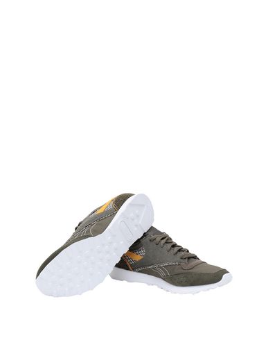 reebok classic 83 pw