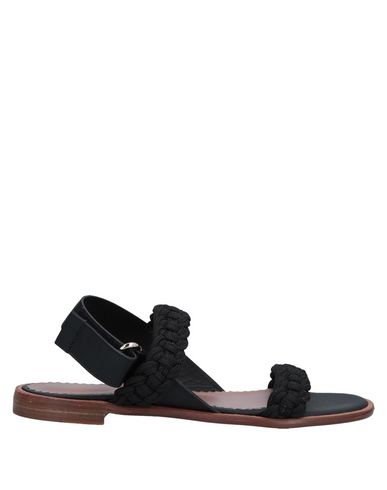 ZOOM RED(V) - Sandals