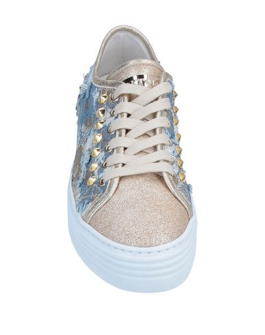 stokton sneakers online