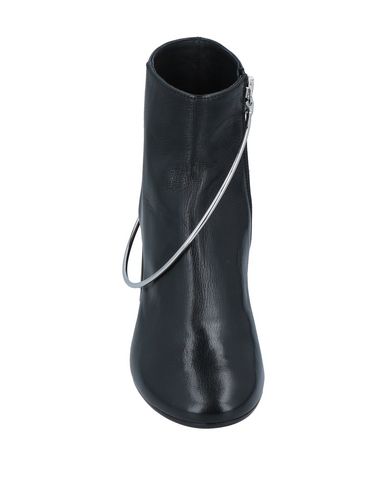 maison margiela mm6 boots