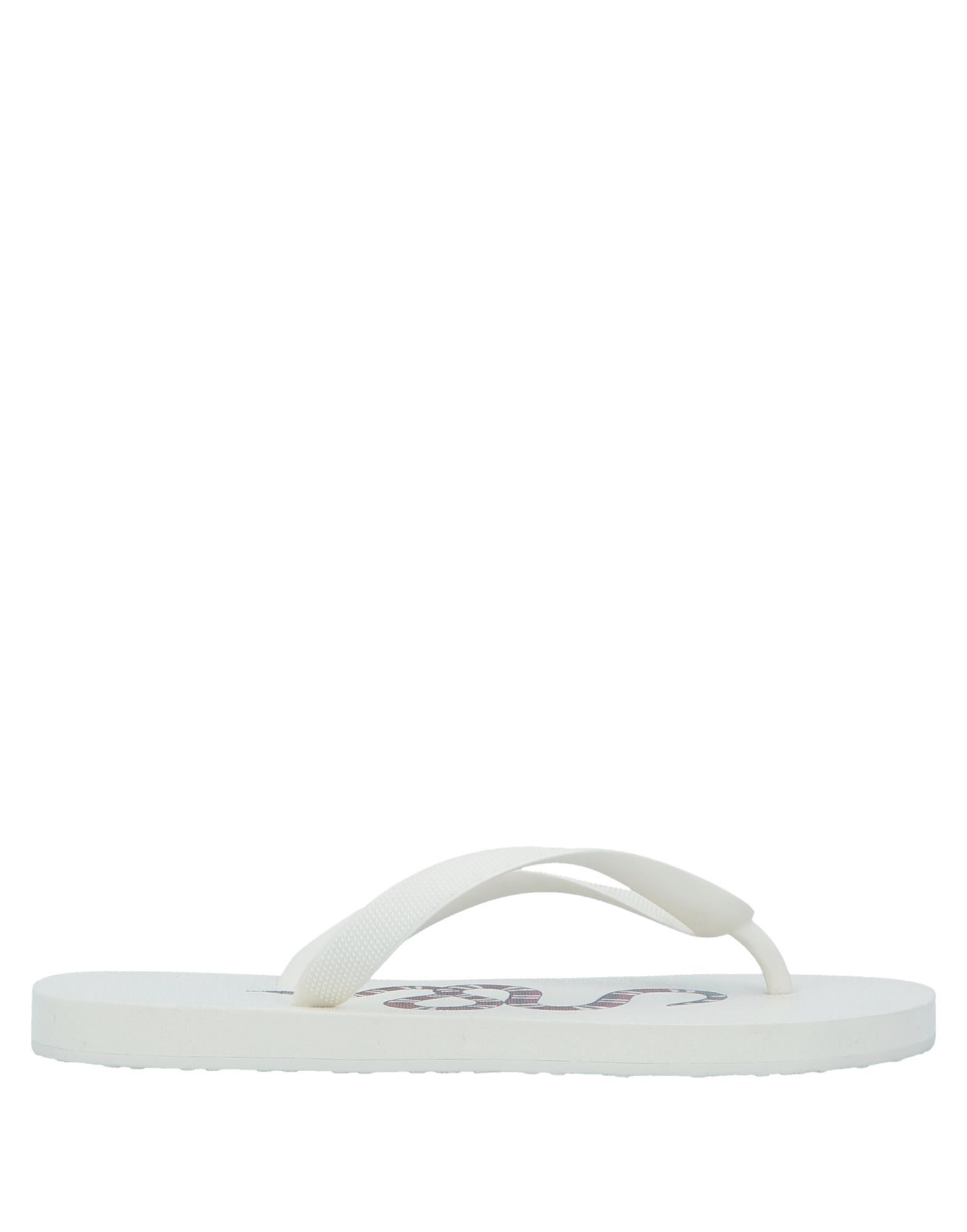 all white gucci flip flops