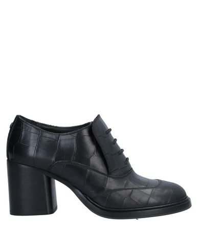 ZOOM BUTTERO® - Laced shoes