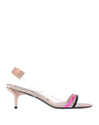 ZOOM N°21 - Sandals