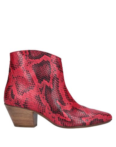 Isabel Marant Ankle Boot In Red