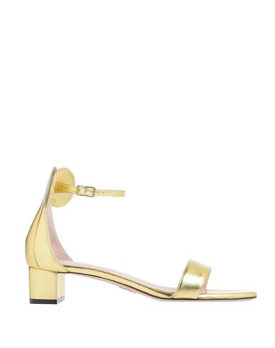 Oscar Tiye Sandals In Gold