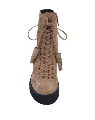 Tod's Ankle Boots In Beige