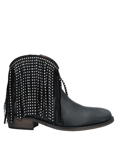 Via Roma 15 Ankle Boots In Black