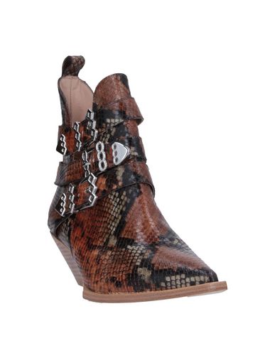 Ras Ankle Boots In Brown