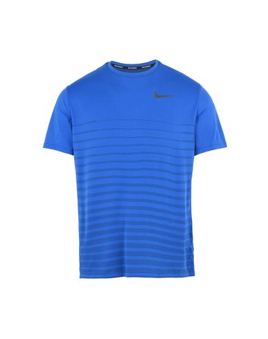 nike sportswear t shirt