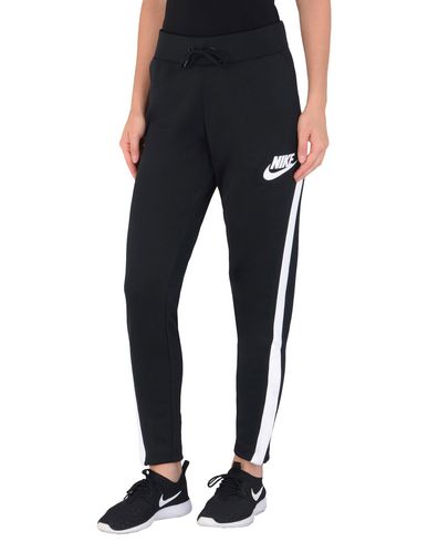 Nike Hose Mit Seitenstreifen 2fc64e