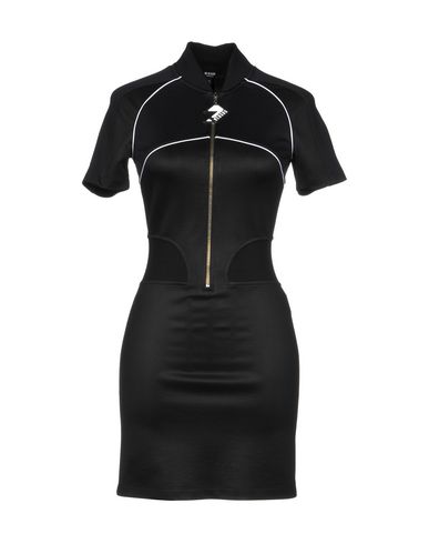 ZOOM VERSUS VERSACE - Modèle fourreau