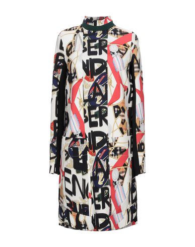 ZOOM BURBERRY - Robe courte