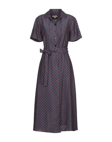 ZOOM BURBERRY - Modèle chemisier