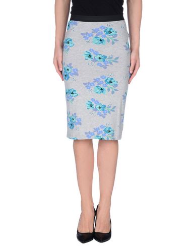 ZOOM ONLY - Knee length skirt