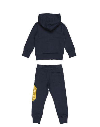 jt international track pants