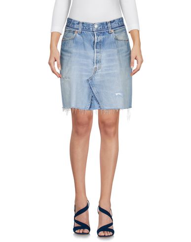Click to view more detailed imagery on our partner's website Re/done By Levi's Denim Skirt In Blue
