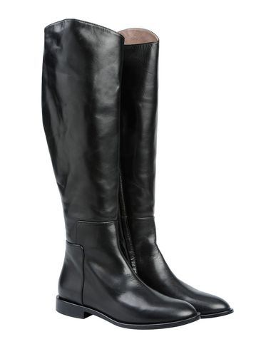 ZOOM 8 - Boots
