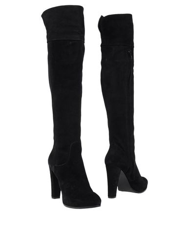 ZOOM DÉNOUÉE - Boots