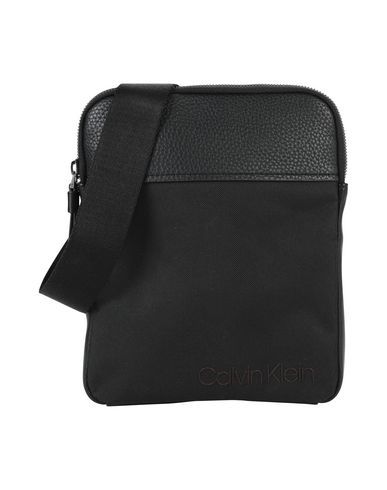 ZOOM CALVIN KLEIN - Sac bandoulière