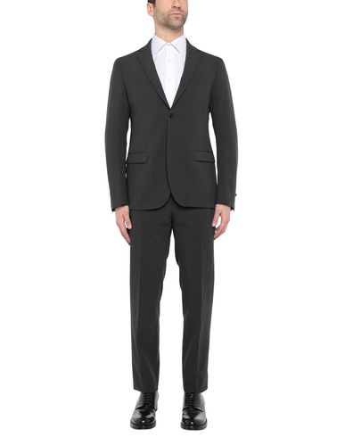 ZOOM HILTON - Trajes